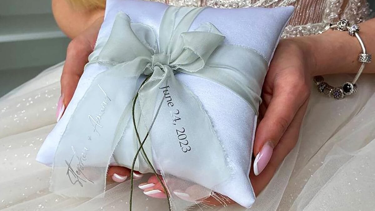 Best of the Best Decorative Ring Pillows on Amazon