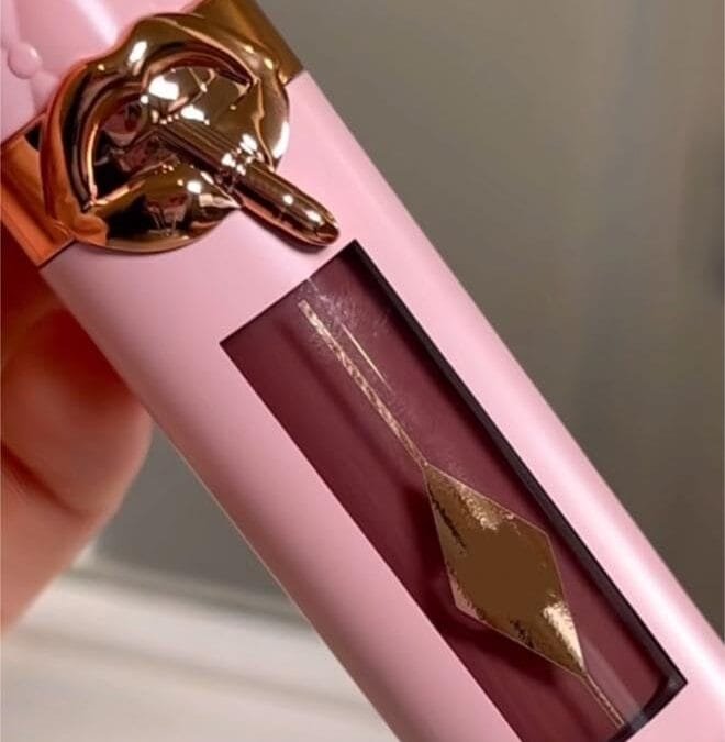 Get Plump, Perfect Lips with the Best Lip Liners